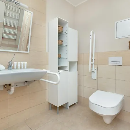 Lägenhet Elegancki & Rodzinny W Kolobrzegu By Renters Kołobrzeg